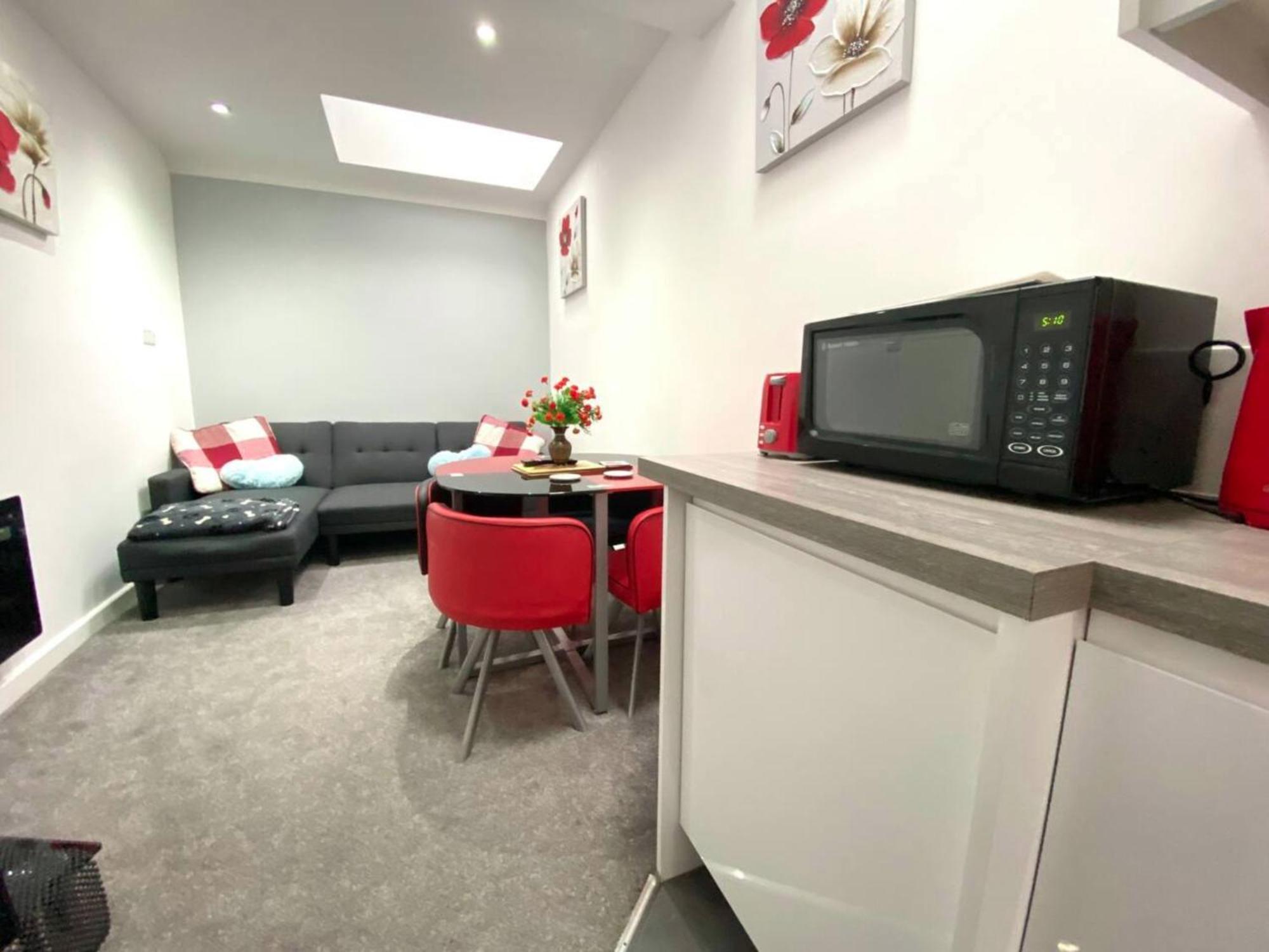 Апартаменты Cosy Corner - Town Centre Flat With Free Nearby Parking Шрусбери Экстерьер фото