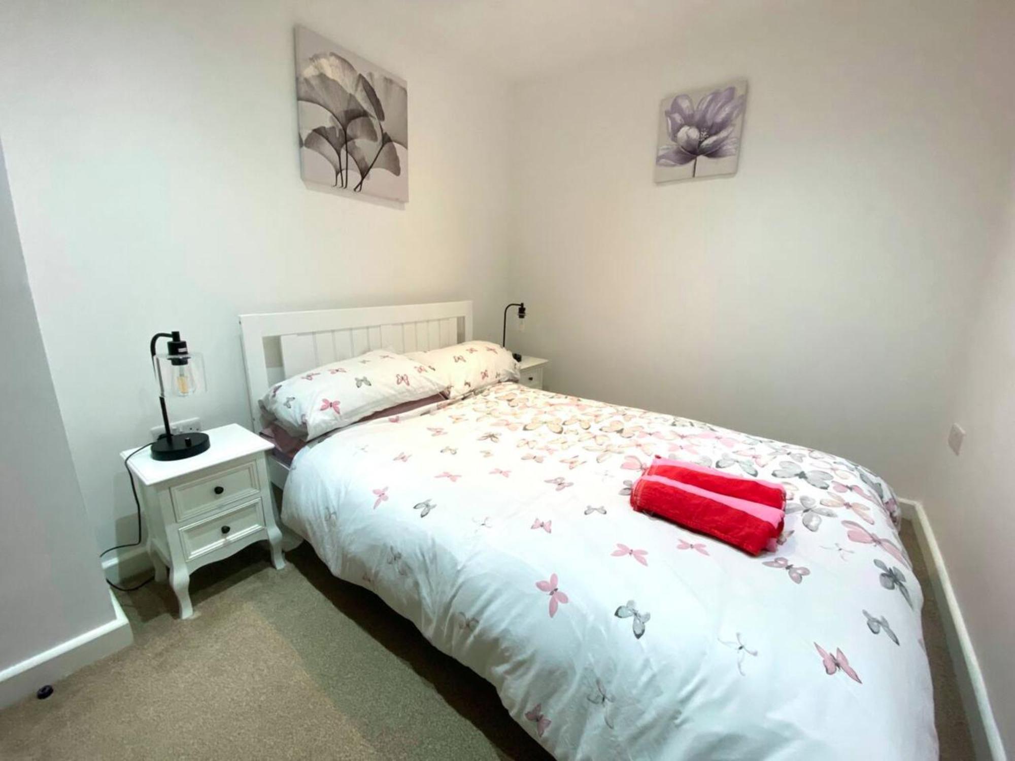 Апартаменты Cosy Corner - Town Centre Flat With Free Nearby Parking Шрусбери Экстерьер фото