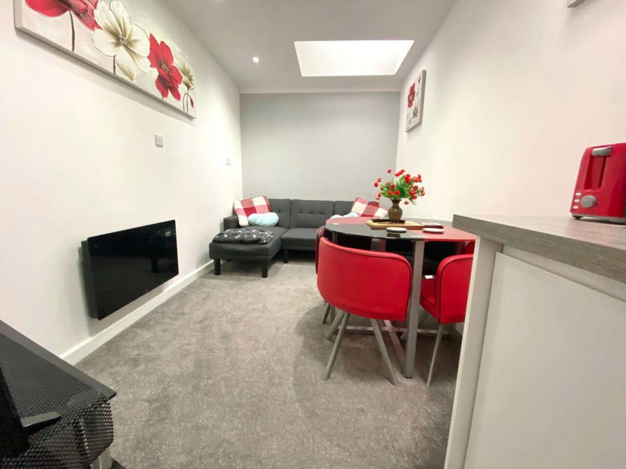 Апартаменты Cosy Corner - Town Centre Flat With Free Nearby Parking Шрусбери Экстерьер фото